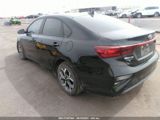 3KPF24AD3ME362186 KIA Forte Lxs