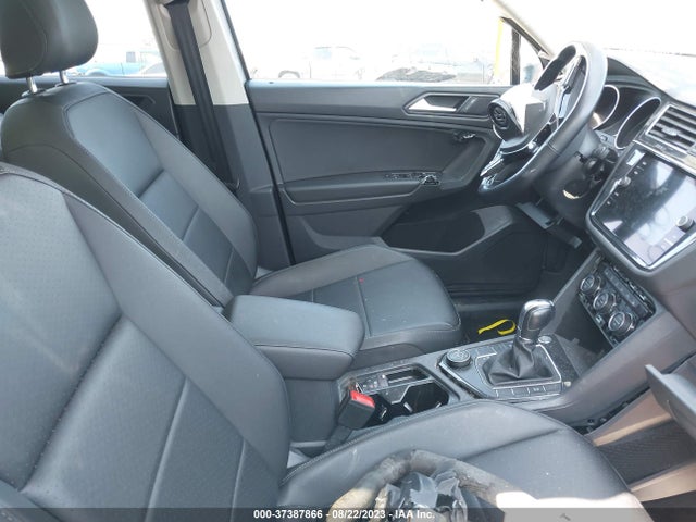 3VV2B7AX0KM138629 Volkswagen Tiguan Se/sel/sel R-line