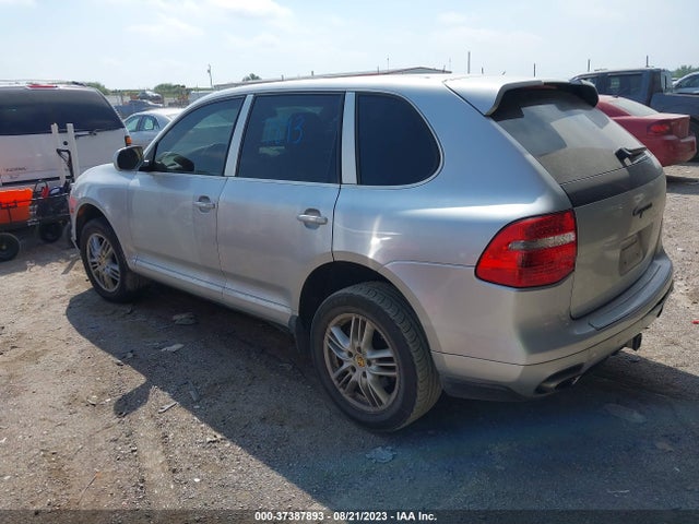 2009 PORSCHE CAYENNE WP1AA29P69LA01127 Photo 2