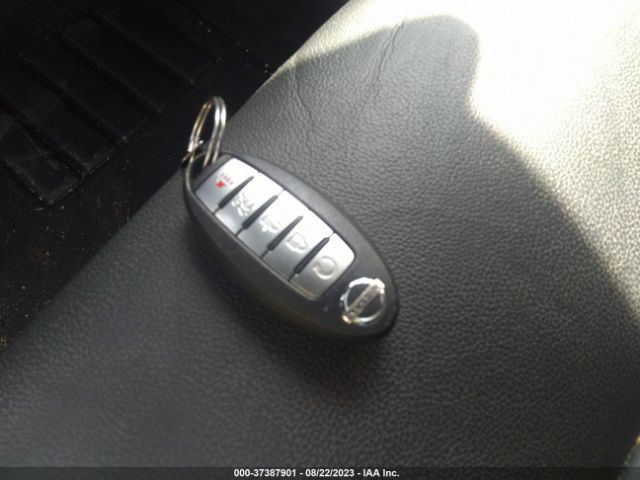 JN8AT3CB9MW230573 Nissan Rogue Sl