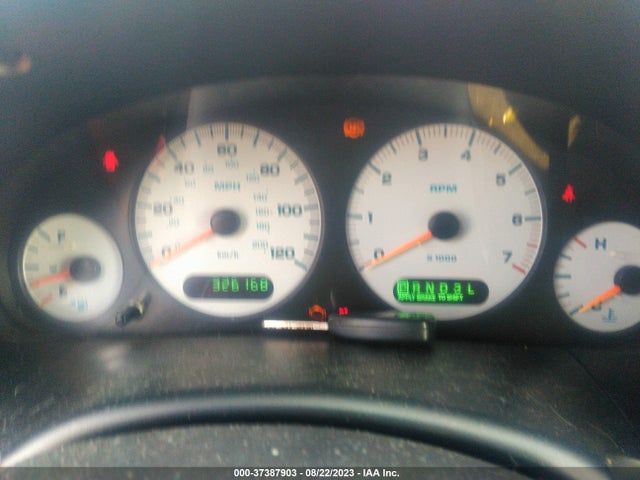 2004 CHRYSLER TOWN & COUNTRY LX VIN: 2C4GP44R24R609824