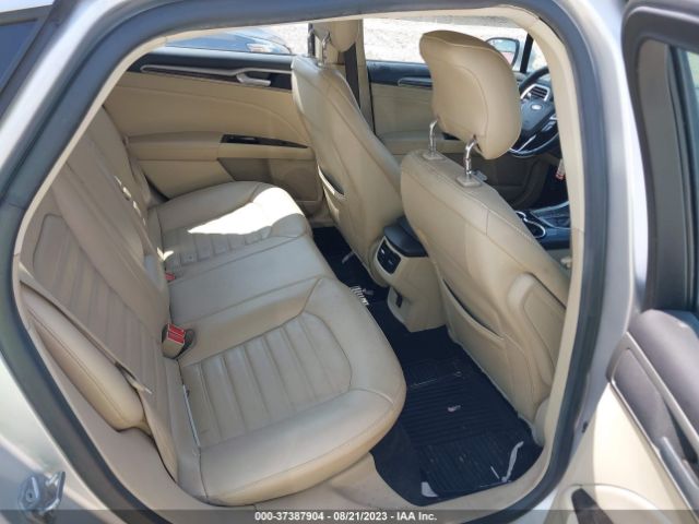 1FA6P0HD2F5129453 Ford FUSION SE