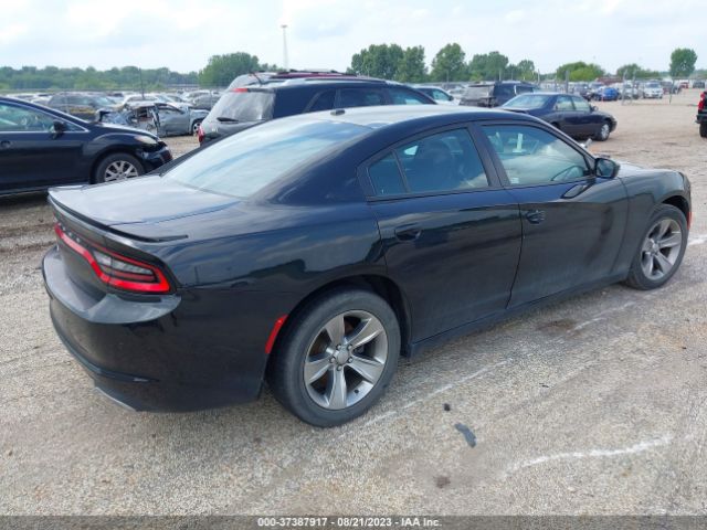 2C3CDXBG4FH777245 Dodge Charger Se