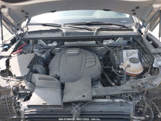 WA1BNBFY7J2160301 Audi Q5 Premium Plus