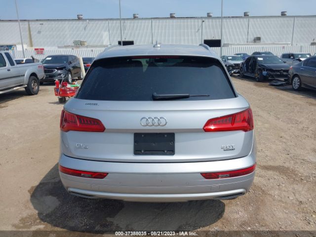 WA1BNBFY7J2160301 Audi Q5 Premium Plus