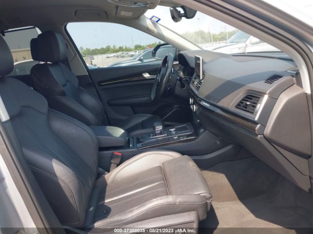 WA1BNBFY7J2160301 Audi Q5 Premium Plus