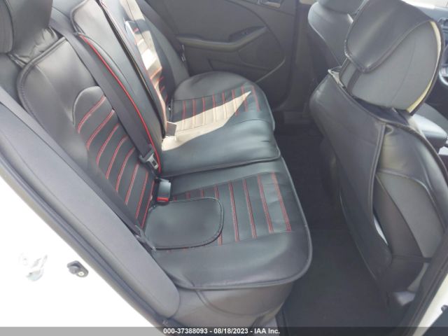 KNAGM4A78F5658891 KIA Optima Lx