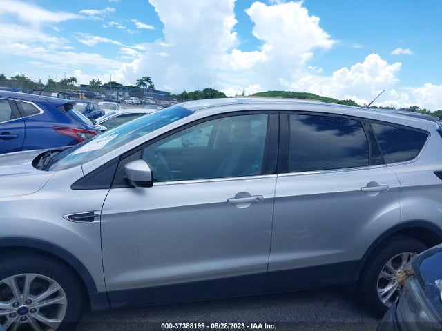 2017 FORD ESCAPE SE VIN: 1FMCU0GD9HUE30216