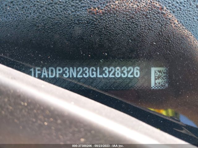 1FADP3N23GL328326 Ford Focus Titanium