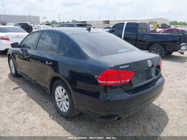 1VWAS7A37FC067246 Volkswagen Passat 1.8t Wolfsburg Ed
