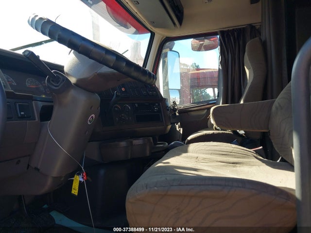 Продаж на аукціоні авто 2017 Volvo Vnl, vin: 4V4NC9EH5HN980411, номер лоту: 37388499
