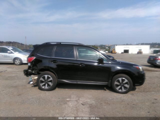JF2SJAJCXHH408217 Subaru Forester Limited