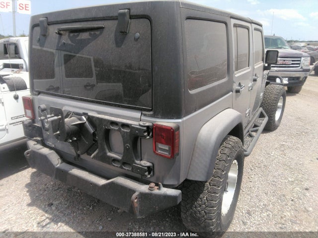 1C4BJWDGXHL593070 Jeep Wrangler Unlimited Sport