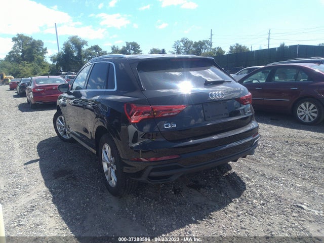WA1EECF30P1077301 Audi Q3 S Line Premium Plus