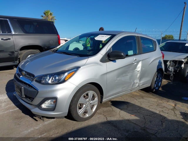 Chevrolet SPARK LS 2019 KL8CB6SA3KC718975 Image 2