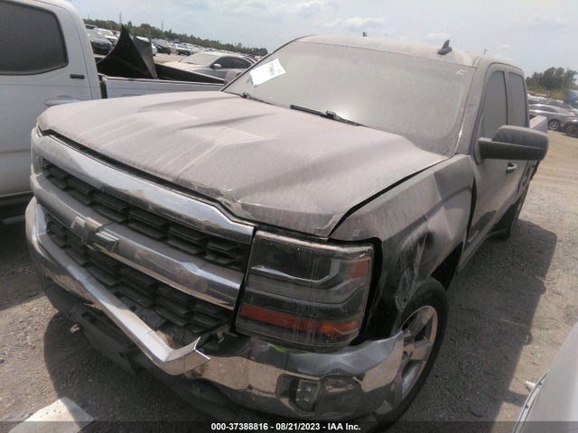 Chevrolet Silverado 1500 Lt 2018 3GCPCREC5JG313300 Image 2