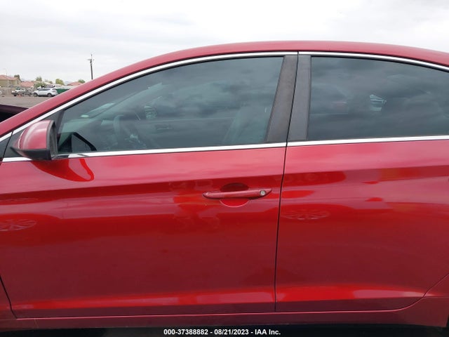 2015 HYUNDAI SONATA 2.4L SE VIN: 5NPE24AF3FH108361