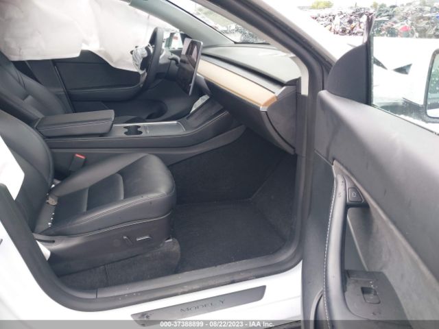 7SAYGDEE9NF322027 Tesla Model Y Long Range