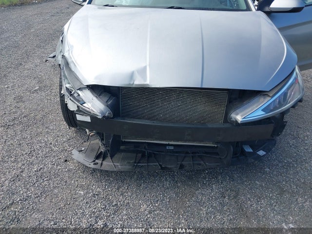 2020 HYUNDAI ELANTRA SEL VIN: 5NPD84LF7LH567198