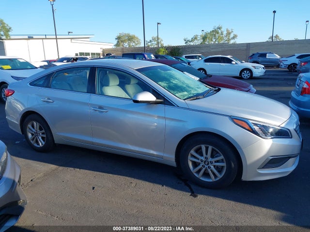 Hyundai SONATA SE 2017 5NPE24AF4HH569121 Image 6
