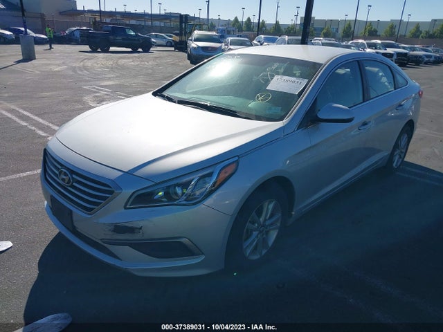 Hyundai SONATA SE 2017 5NPE24AF4HH569121 Image 2