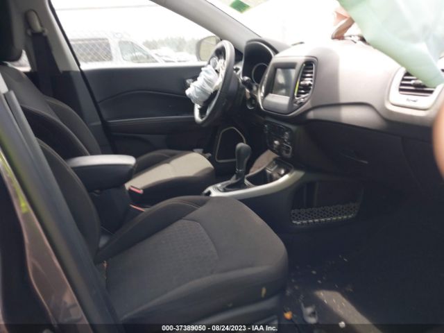 3C4NJCAB8MT505085 Jeep Compass Sport