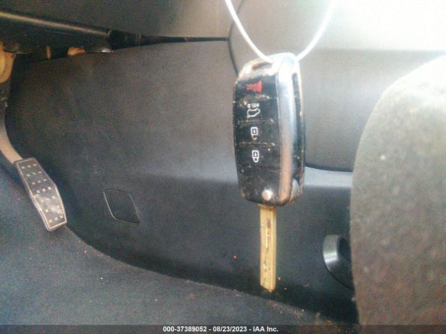 1GKKNKLA0HZ267371 GMC ACADIA SLE
