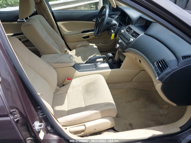 2011 HONDA ACCORD SDN LX VIN: 1HGCP2F30BA093607