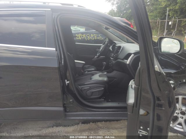 1C4PJLLB3JD510525 Jeep Cherokee Latitude Plus Fwd