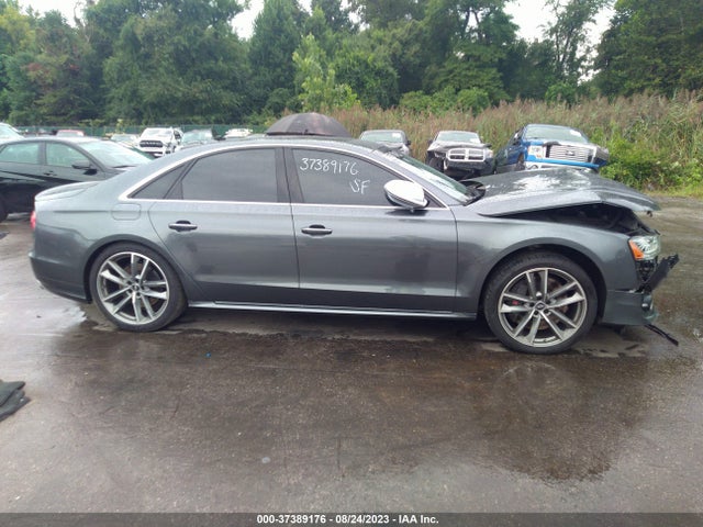 2017 Audi S8, VIN: WUAJ5AFD1HN900168