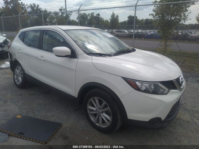 2017 NISSAN ROGUE SPORT JN1BJ1CR4HW123074