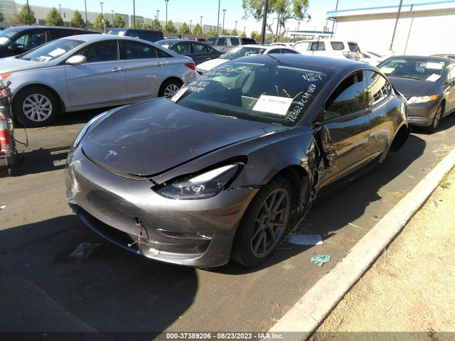 Tesla MODEL 3 2022 5YJ3E1EA0NF233326 Image 2