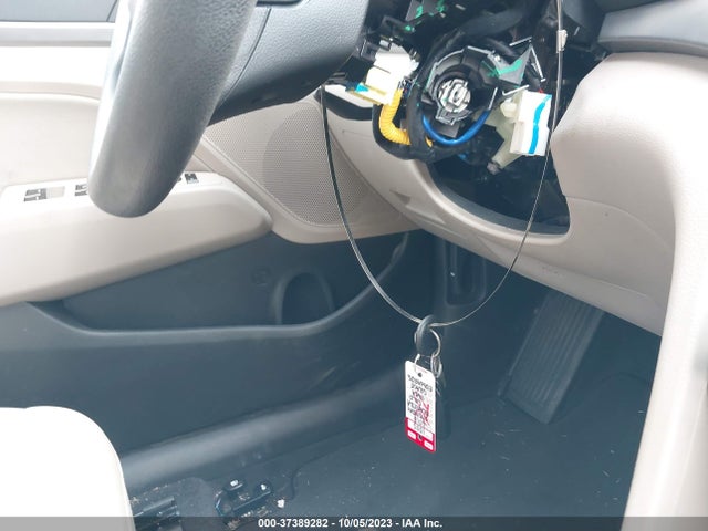 Hyundai ELANTRA SEL 2018 5NPD84LF7JH341336 Image 11