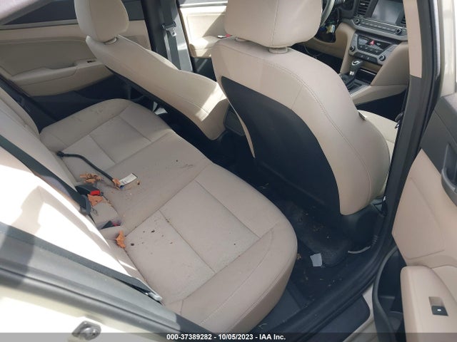 Hyundai ELANTRA SEL 2018 5NPD84LF7JH341336 Image 8