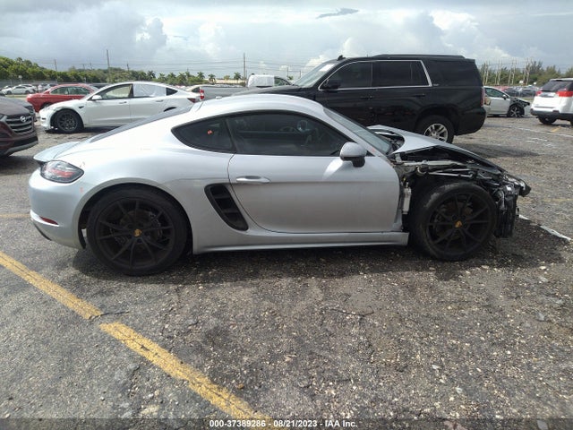 2018 Porsche 718, VIN: WP0AA2A83JK262604