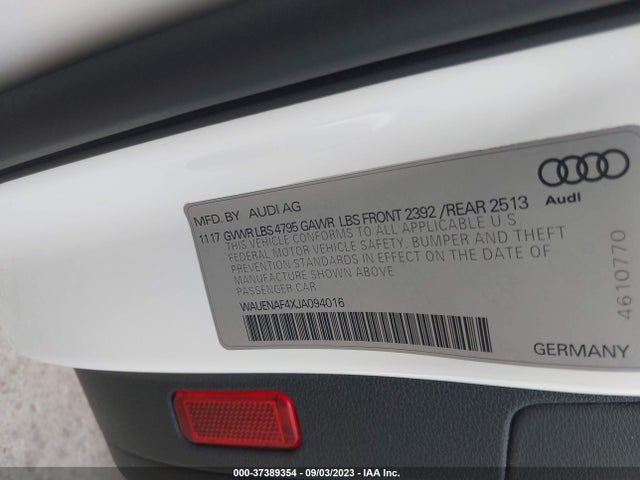 Audi A4 Premium Plus 2018 WAUENAF4XJA094016 Image 9