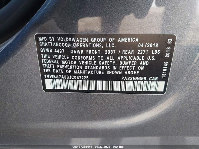 1VWBA7A33JC037225 Volkswagen Passat 2.0t Se