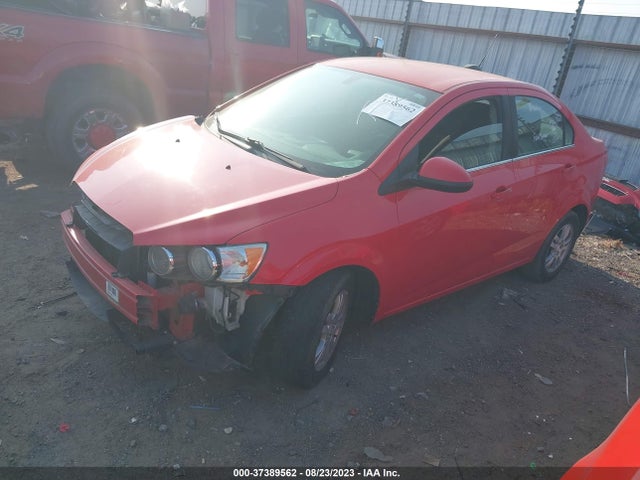 Chevrolet Sonic Lt Auto 2015 1G1JC5SH4F4159626 Image 2