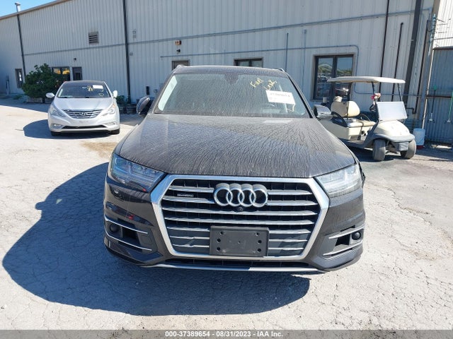 WA1VAAF73JD027310 Audi Q7 Prestige
