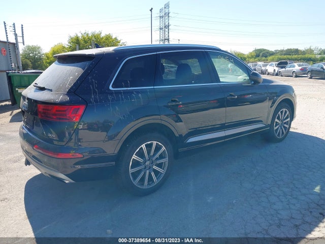 WA1VAAF73JD027310 Audi Q7 Prestige