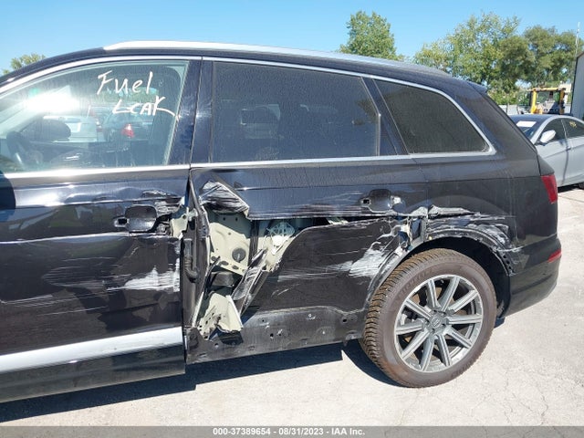 WA1VAAF73JD027310 Audi Q7 Prestige