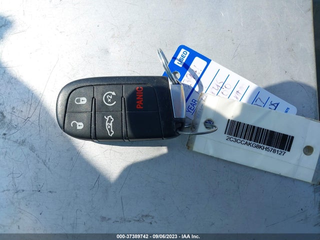2C3CCAKG8KH578127 Chrysler 300 Limited Awd