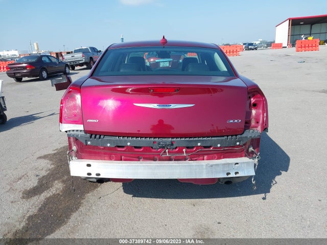 2C3CCAKG8KH578127 Chrysler 300 Limited Awd