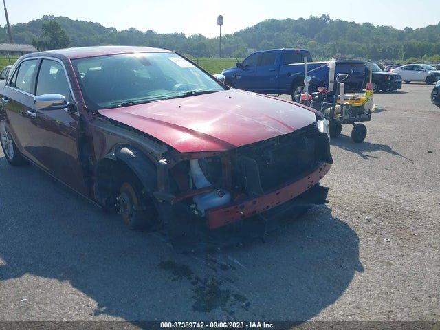 2C3CCAKG8KH578127 Chrysler 300 Limited Awd