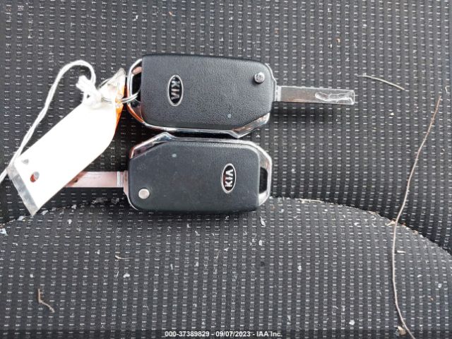3KPF24AD6KE093646 KIA Forte Lxs