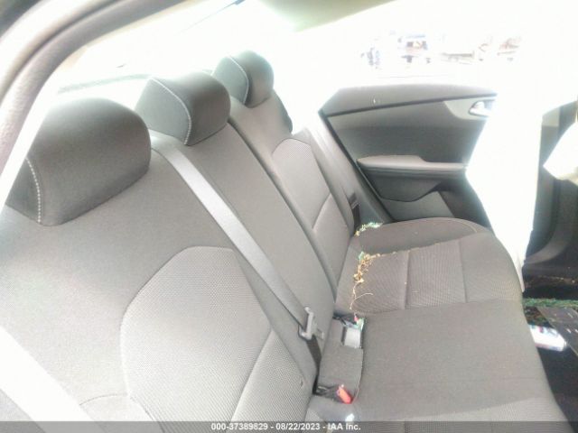 3KPF24AD6KE093646 KIA Forte Lxs