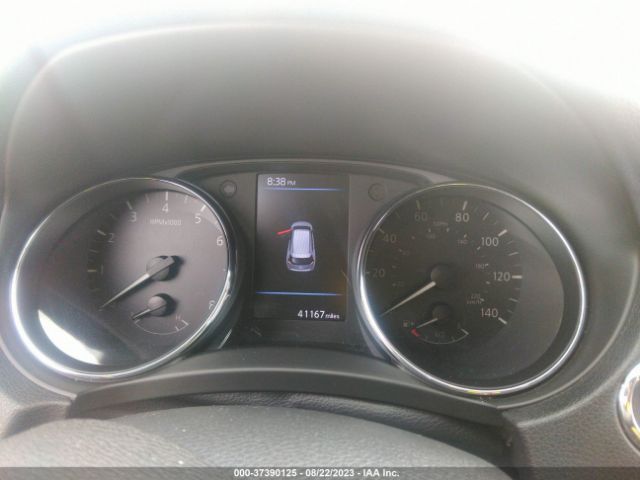 5N1AT2MT0KC702263 Nissan ROGUE SV
