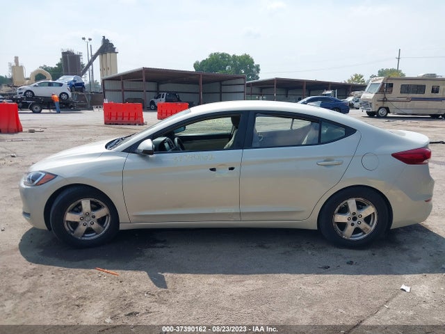 Hyundai ELANTRA SE 2017 5NPD84LF7HH073429 Image 6