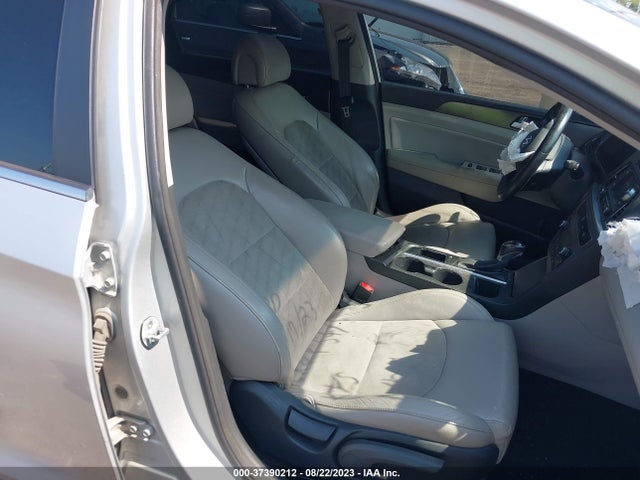 2015 HYUNDAI SONATA 2.4L SPORT VIN: 5NPE34AF7FH068427