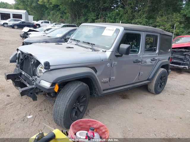 1C4HJXDG4JW170196 Jeep Wrangler Unlimited Sport